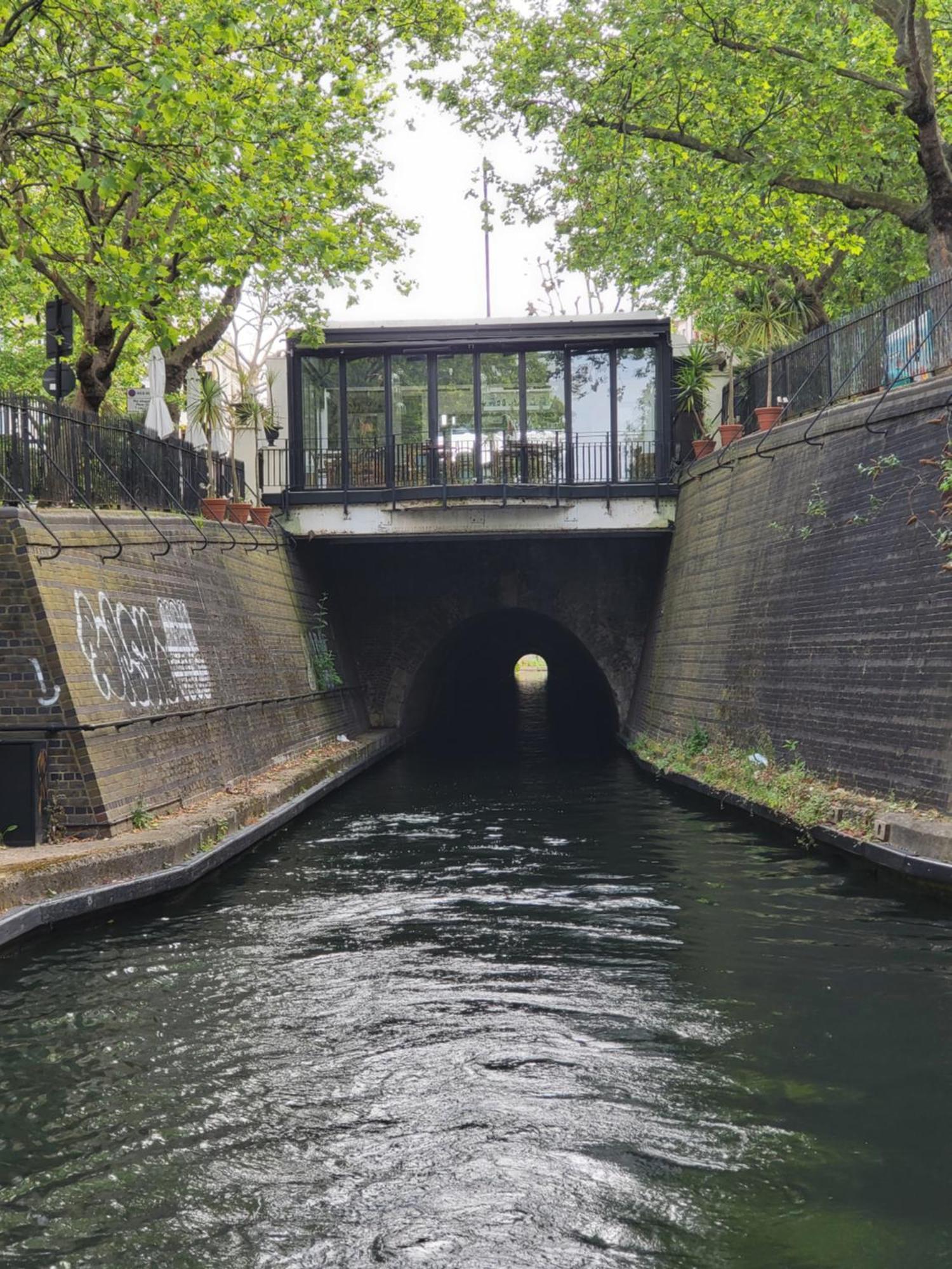 Lovely Canal Boat In Little Venice For Family & Friends ロンドン エクステリア 写真